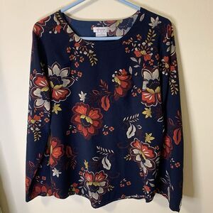 Van Heusen women's Dress Shirt. Size L/G Blue Floral print